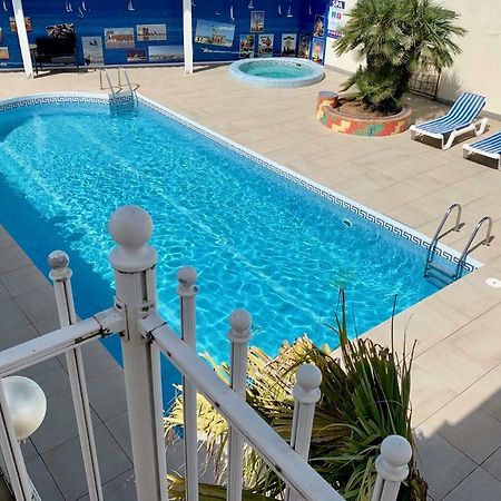 Amerique Hotel Palavas - Piscine - Plage ภายนอก รูปภาพ